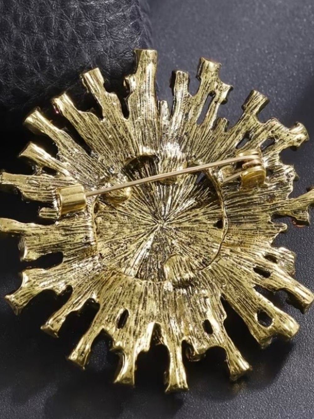 Gold-Tone Multi-Colored Crystal Burst Brooch - Vintage Style - Picture 2 of 8